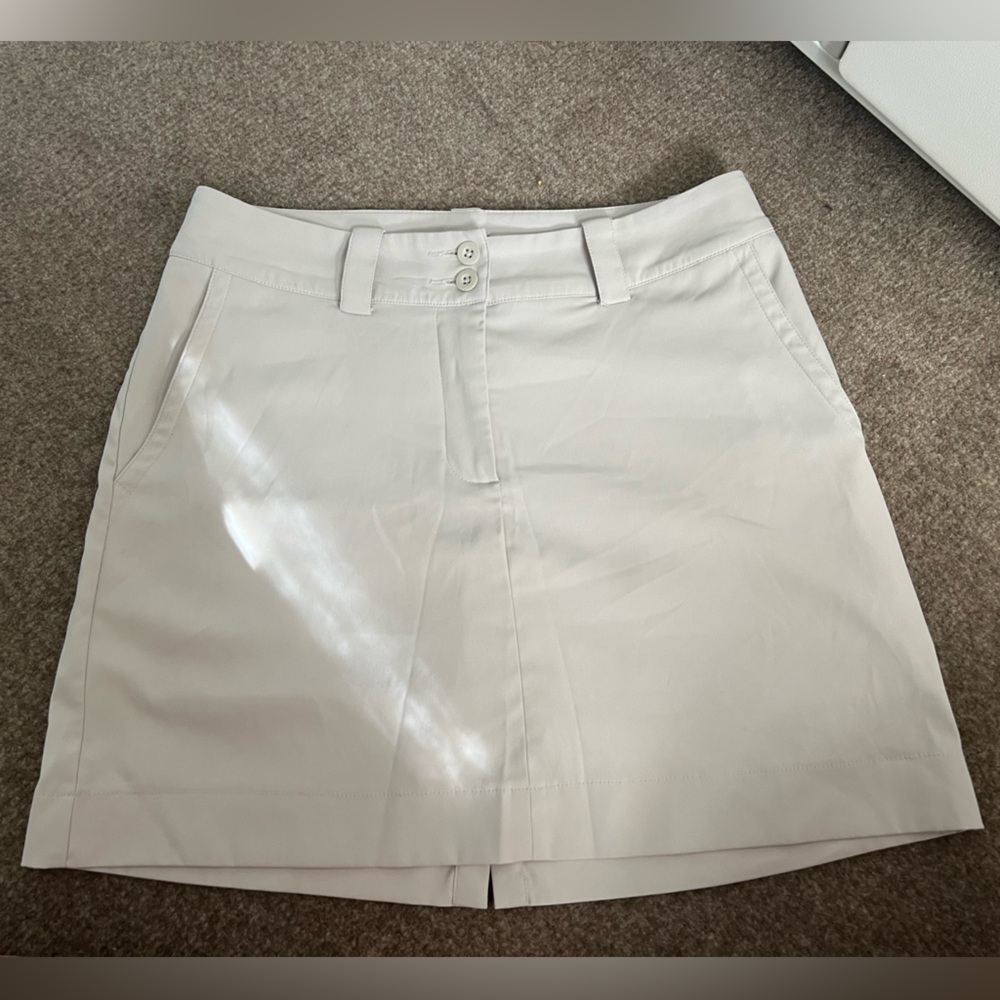 Nike built in short golf skirt